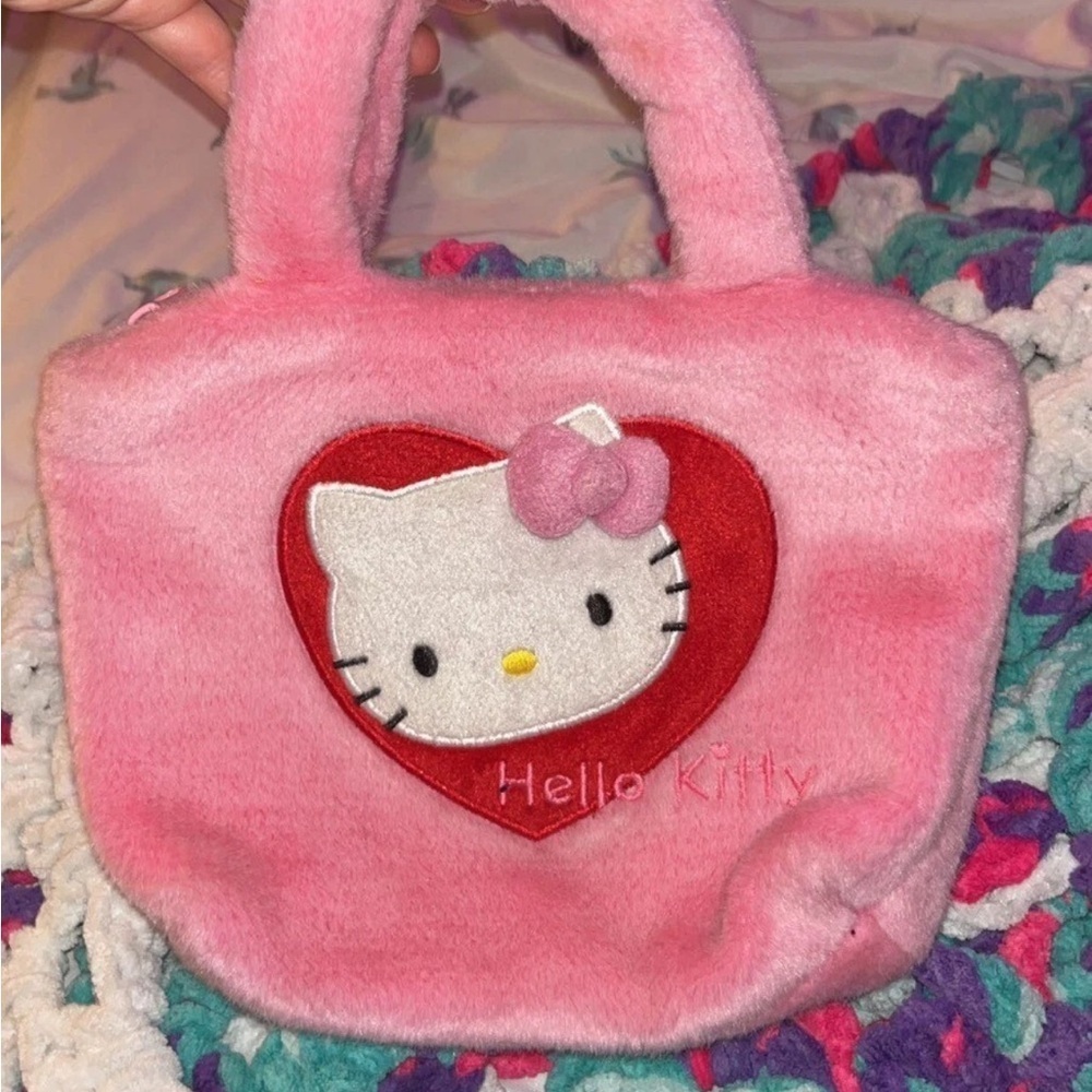 Hello Kitty Sanrio Pink Heart Faux Fur Plush Bag Purse - Picture 2 of 10
